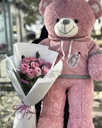 Розовое очарование с кустовыми розами with delivery to Pavlodar