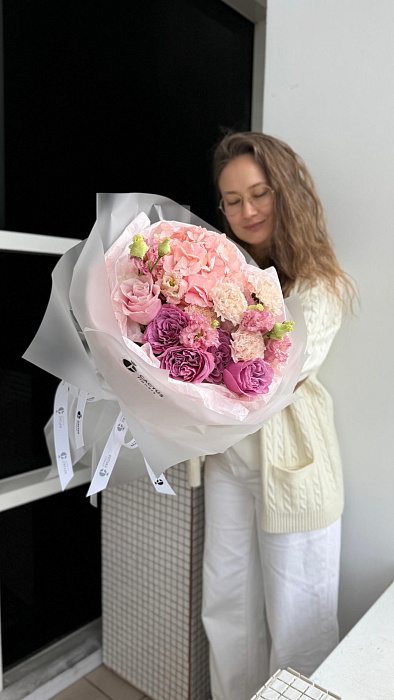 Авторский букет PINK - купить в Астане с доставкой