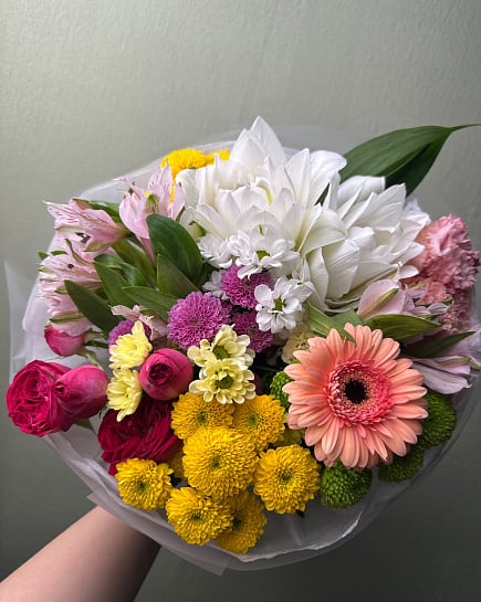 Яркий микс из хризантем и гербер with delivery to Astana