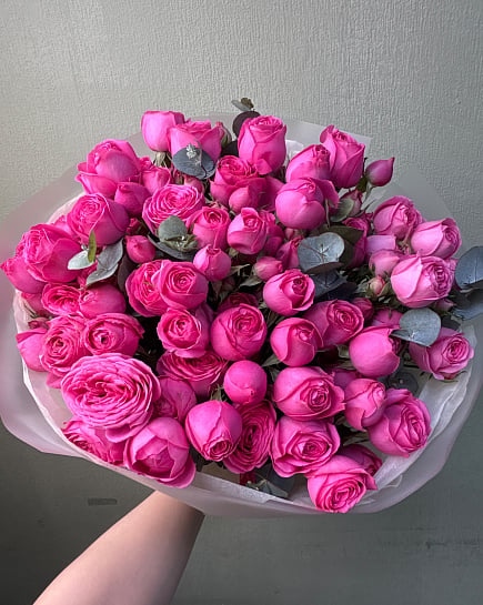 Розовое облако из кустовых роз with delivery to Astana