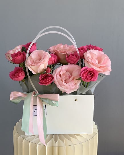 Розовый комплимент в сумочке with delivery to Astana