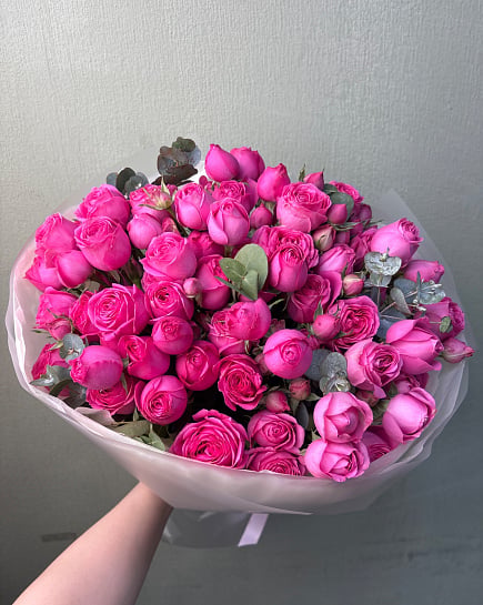 Розовое облако из кустовых роз with delivery to Astana