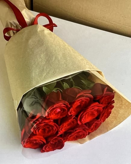Классический букет красных роз with delivery to Pavlodar