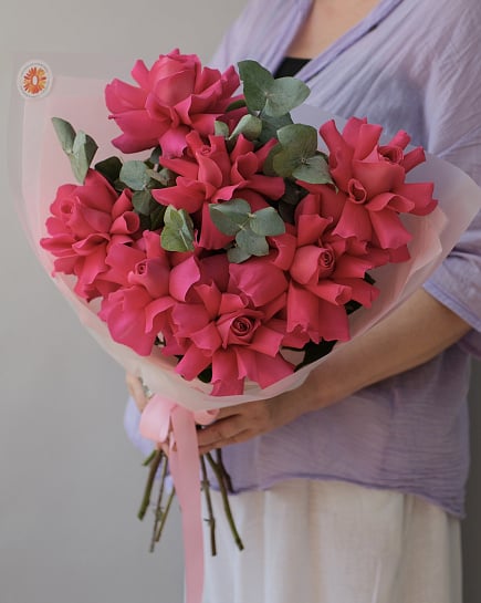 Букет из 7 роз сорта "Пинк Флойд" with delivery to Almaty