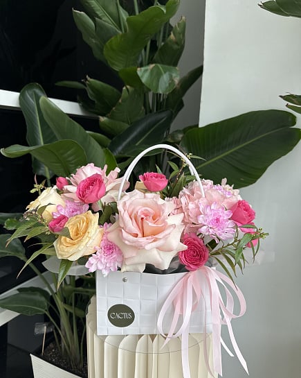 Пастельный микс в сумочке with delivery to Astana